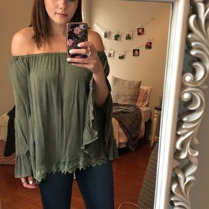 Off the shoulder long sleeve top